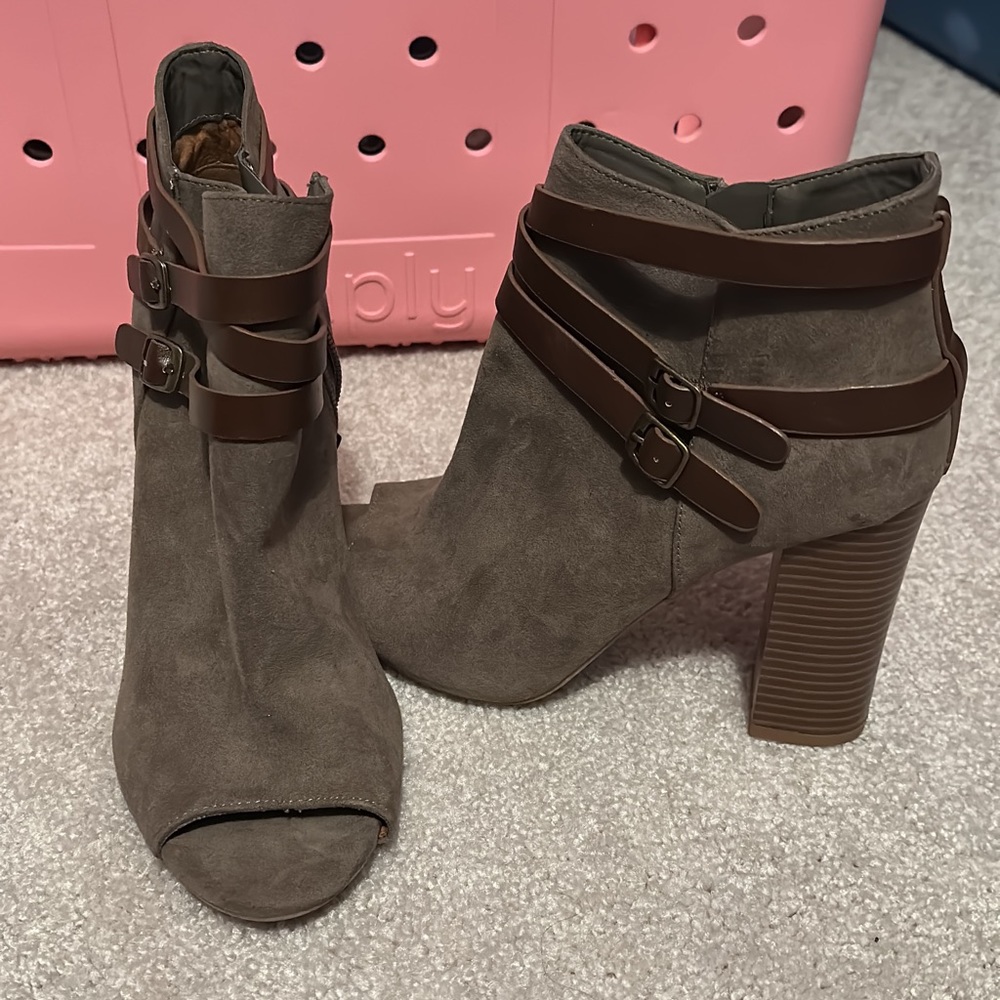 Peep toe booties